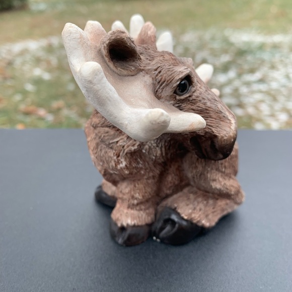 Adorable Vintage Moose Figurine - Picture 7 of 8